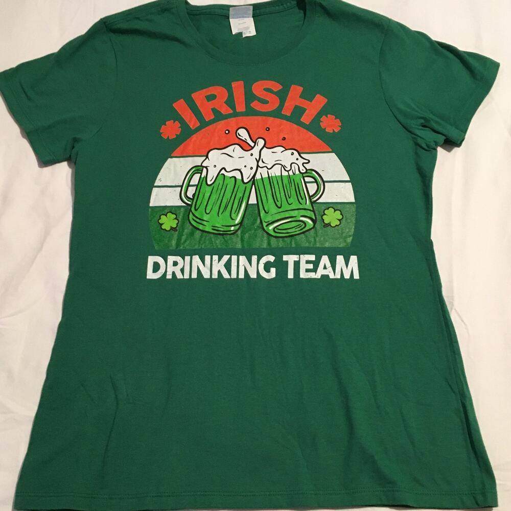St Patrick's Day Medium Green T-shirt IRISH DRINKING TEAM 100% Cotton